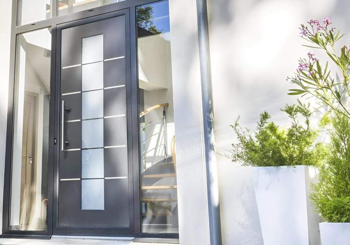 Menuiserie moderne alliant l'isolation thermique et le design épuré