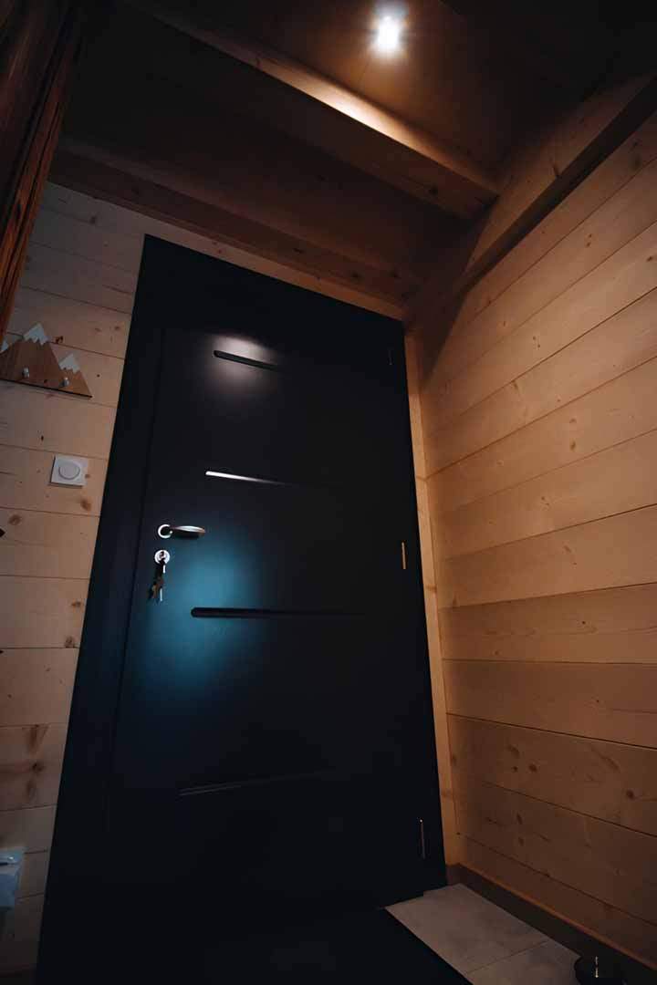 Porte d’entrée sur mesure Hautes Alpes